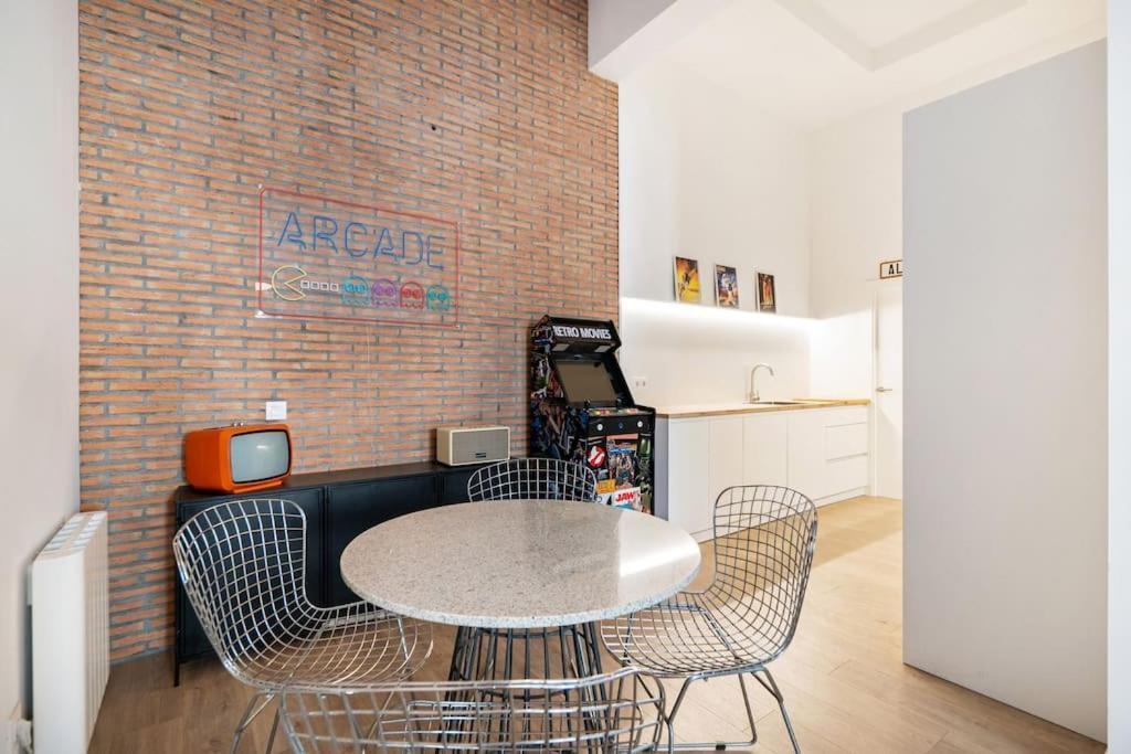 Bowie House - Madrid River-A-Salvad ภายนอก รูปภาพ