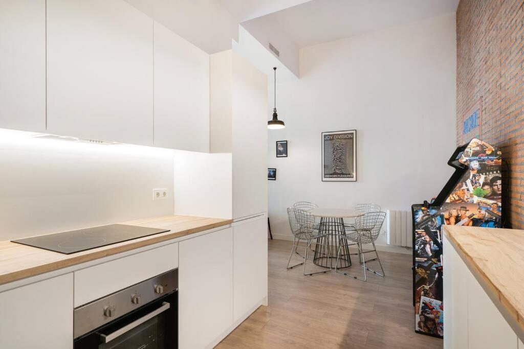Bowie House - Madrid River-A-Salvad ภายนอก รูปภาพ