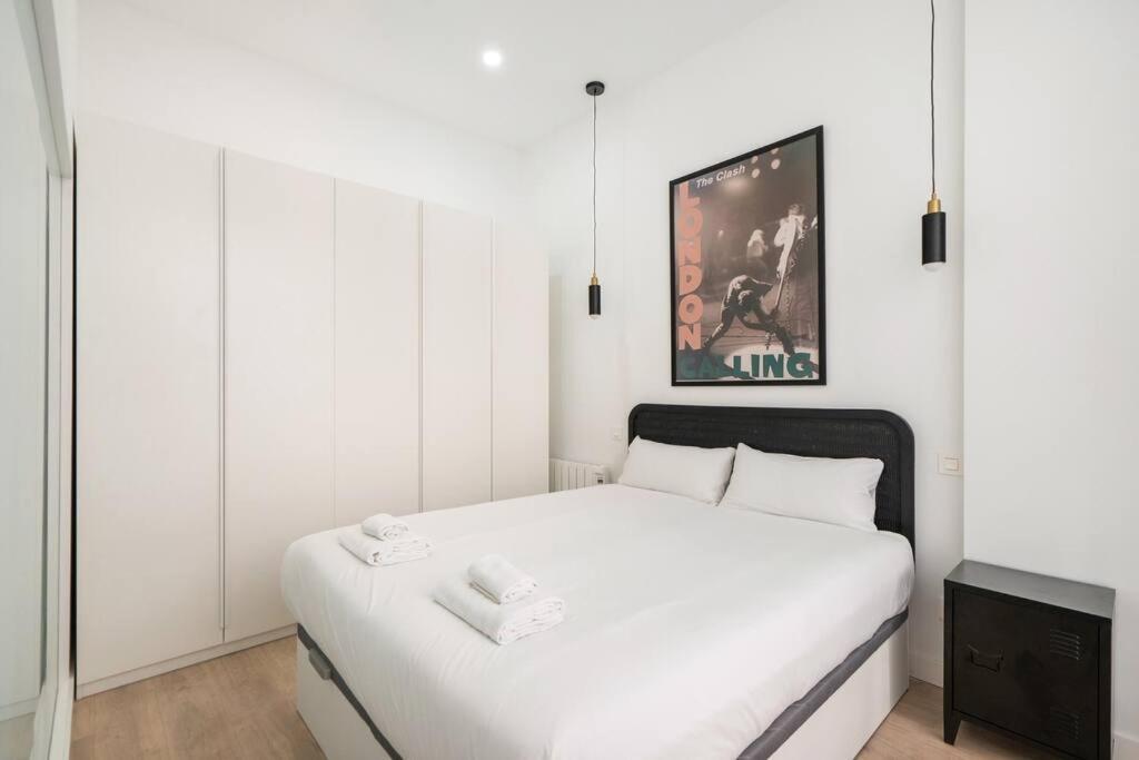 Bowie House - Madrid River-A-Salvad ภายนอก รูปภาพ